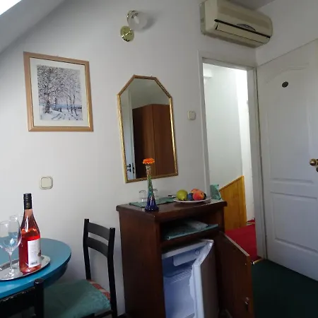 Casa Latina Gasthuis 3*