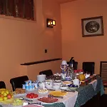 Casa Latina بيت ضيافة 3*