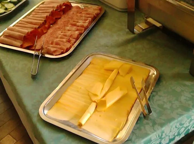 Casa Latina Guest house 3*