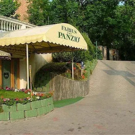 Casa Latina 3*