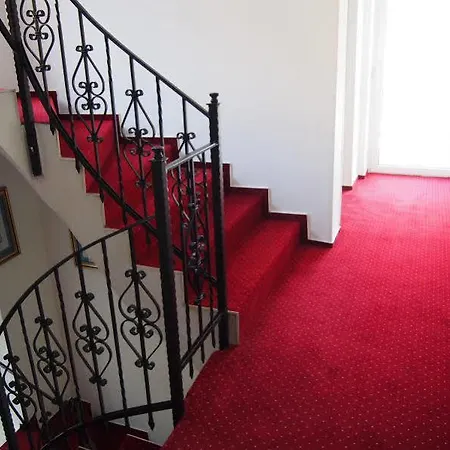 Casa Latina 3* 布达佩斯